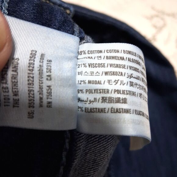 Hollister Womens High Rise Jean Legging Advanced Stretch Distressed, Sz 3S 26x26 - Picture 7 of 13